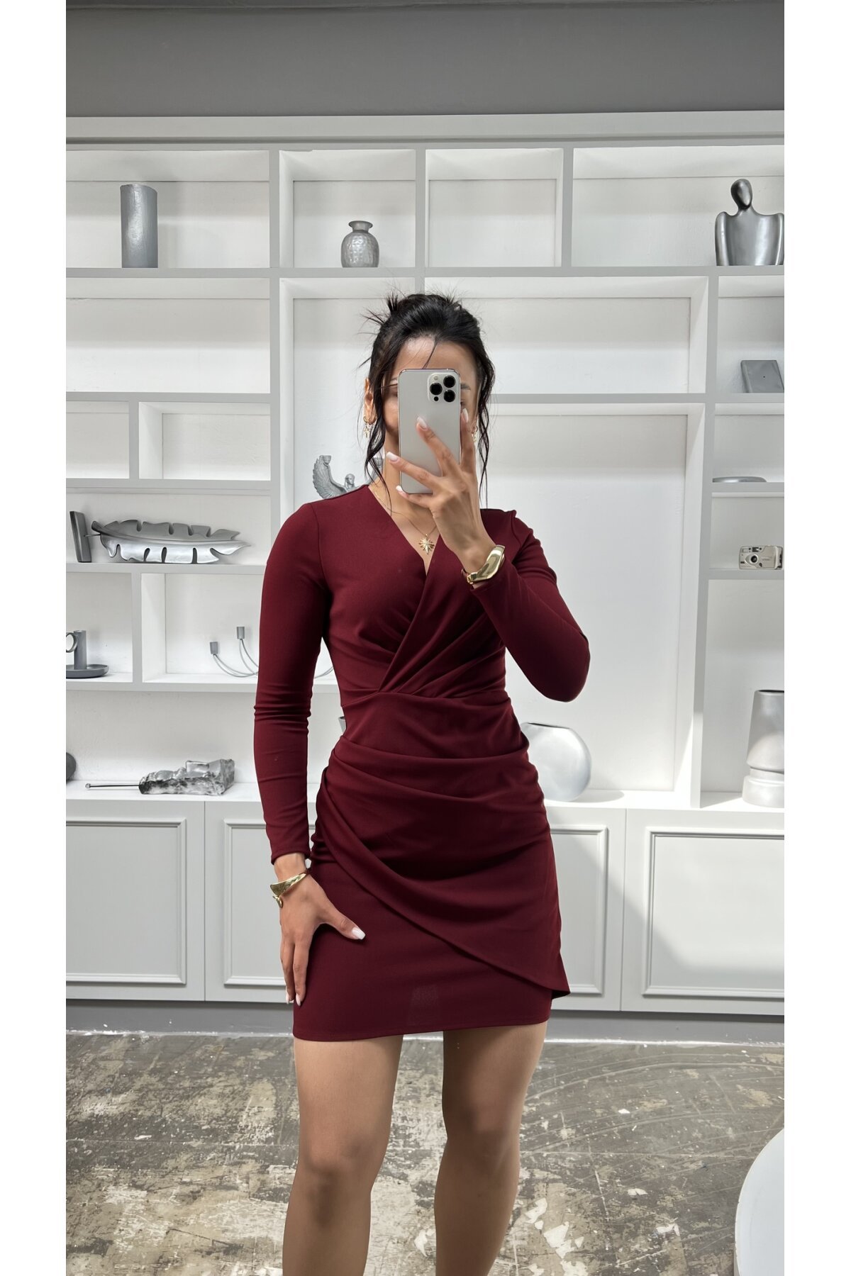 3037-BORDO KISA DRAPELİ KRUVAZE YAKA ELBİSE