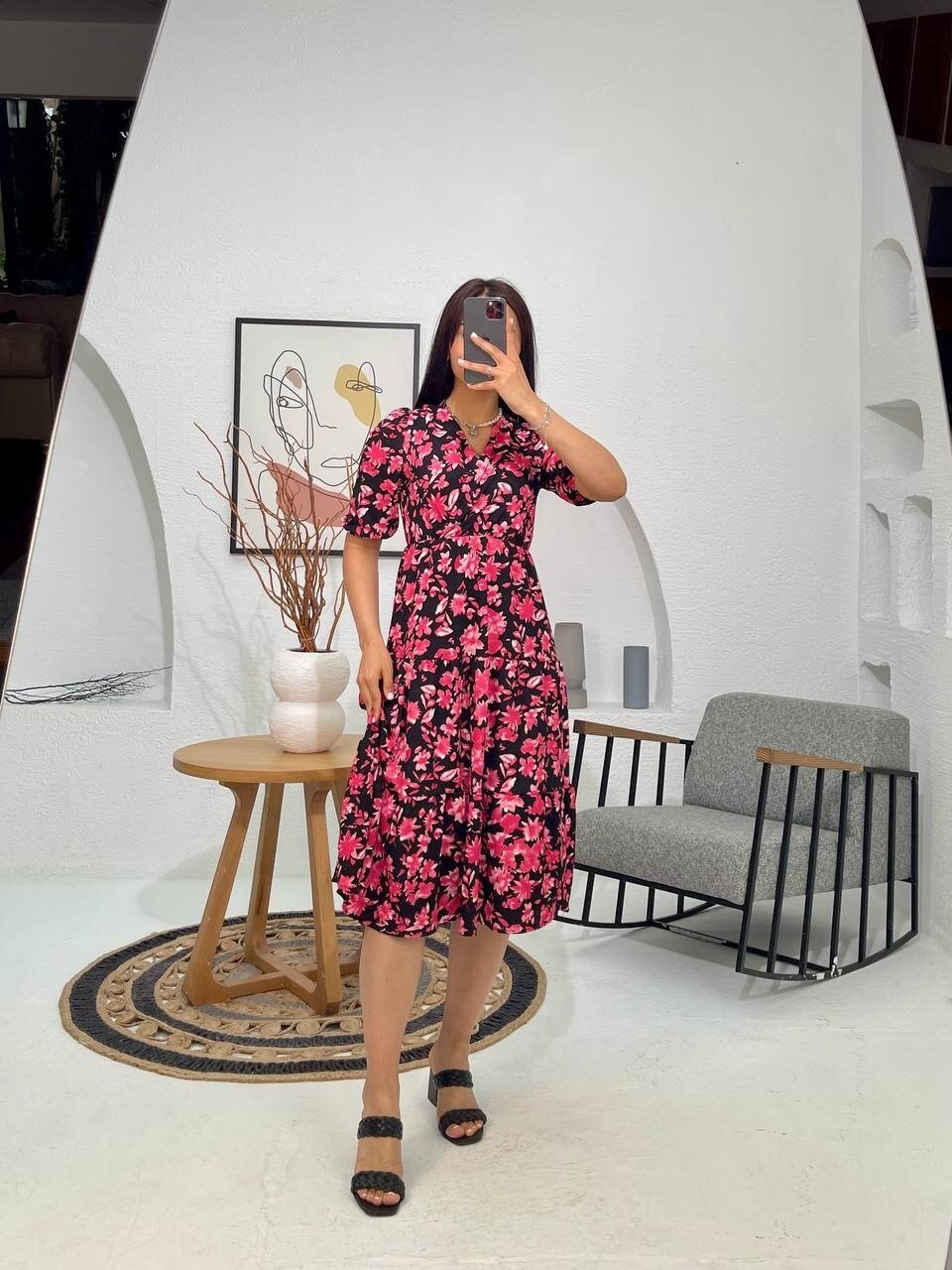 3058-PEMBE ÇİÇEKLİ ELBİSE