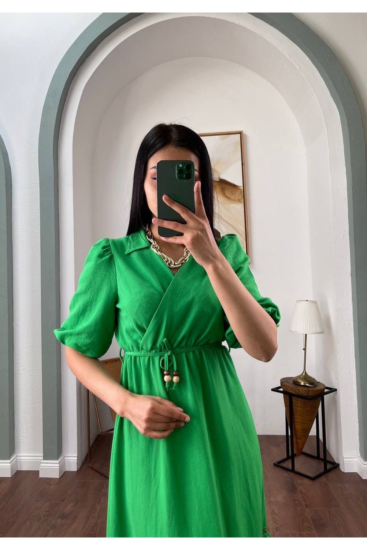 3079-YEŞİL DÜZ KETEN ALT DANTEL DETAYLI ELBİSE