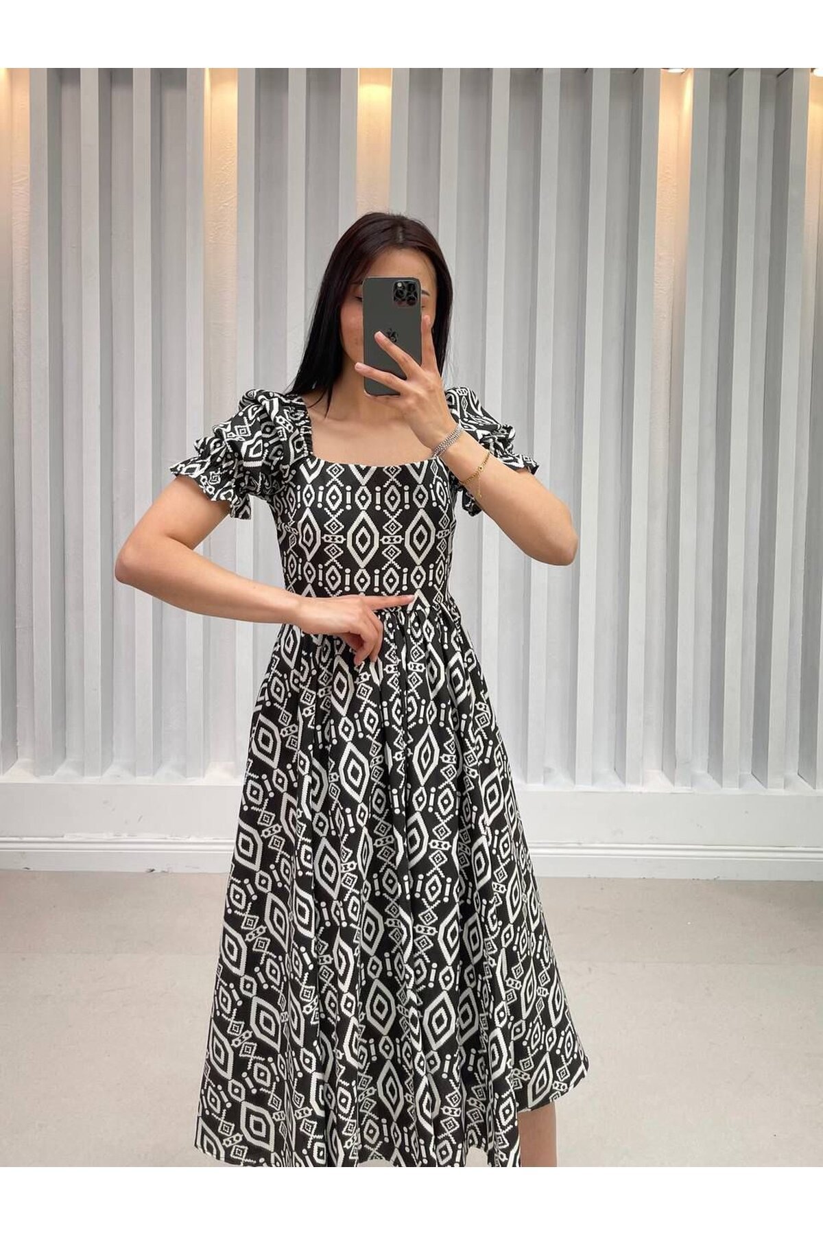 3161-SİYAH POPLİN KUMAŞ GÖĞÜS LASTİKLİ ELBİSE