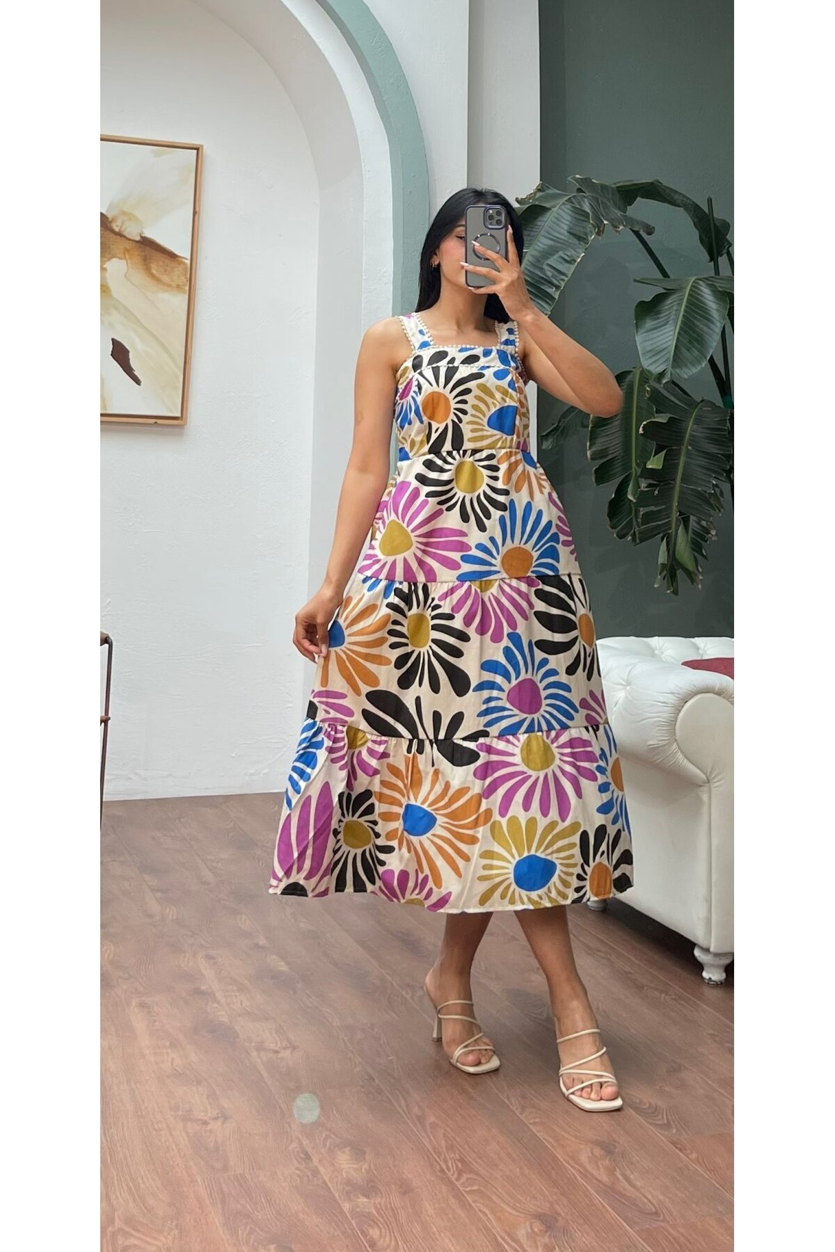 3162-BEJ ASKILI POPLİN KUMAŞ ÇİÇEKLİ ELBİSE