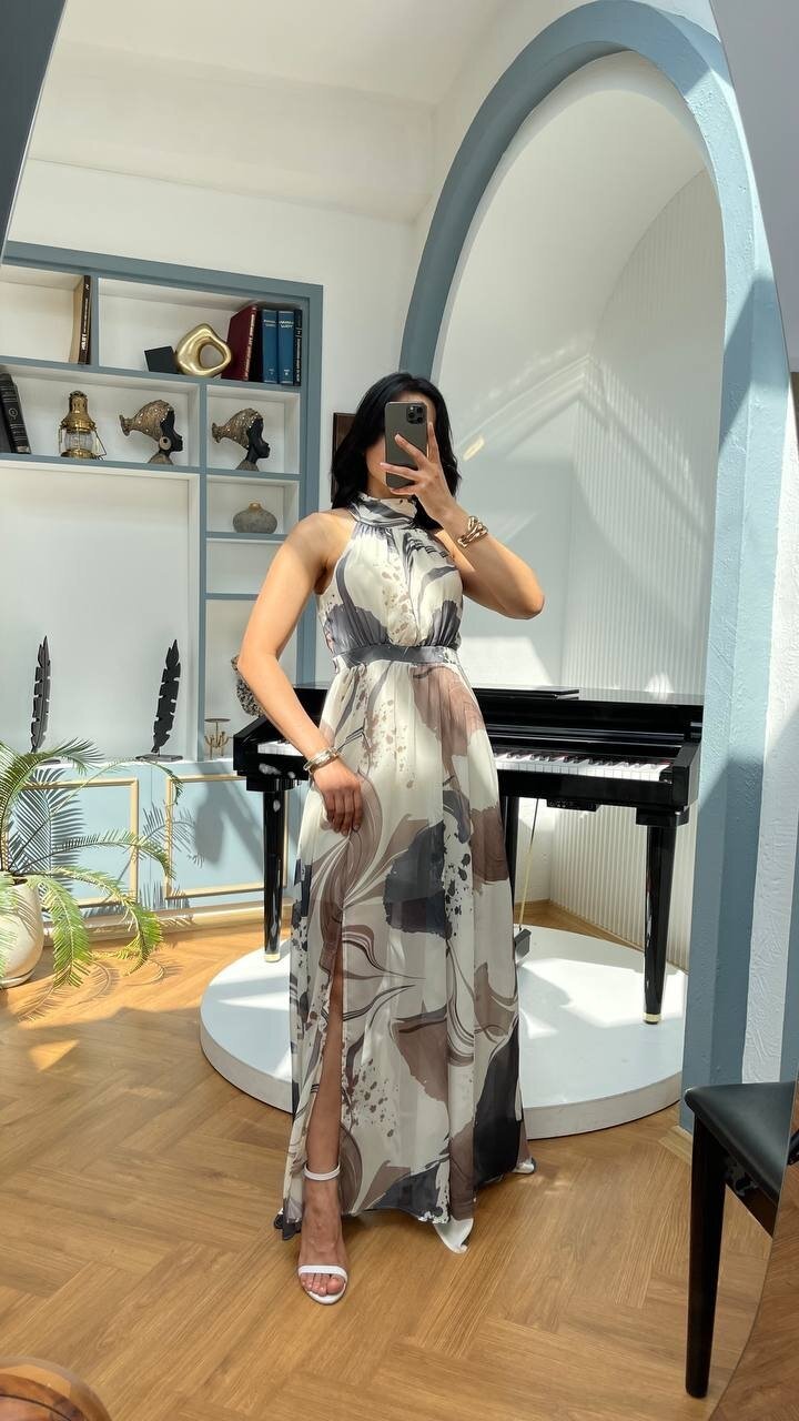 3242-SİYAH BÜYÜK GÜLLÜ ŞİFON ELBİSE