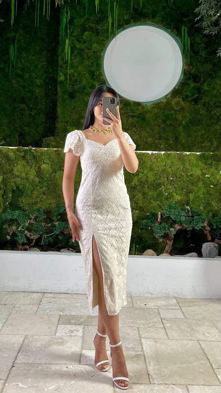 3423-FİSTO ÖNDEN YIRTMAÇLI ELBİSE