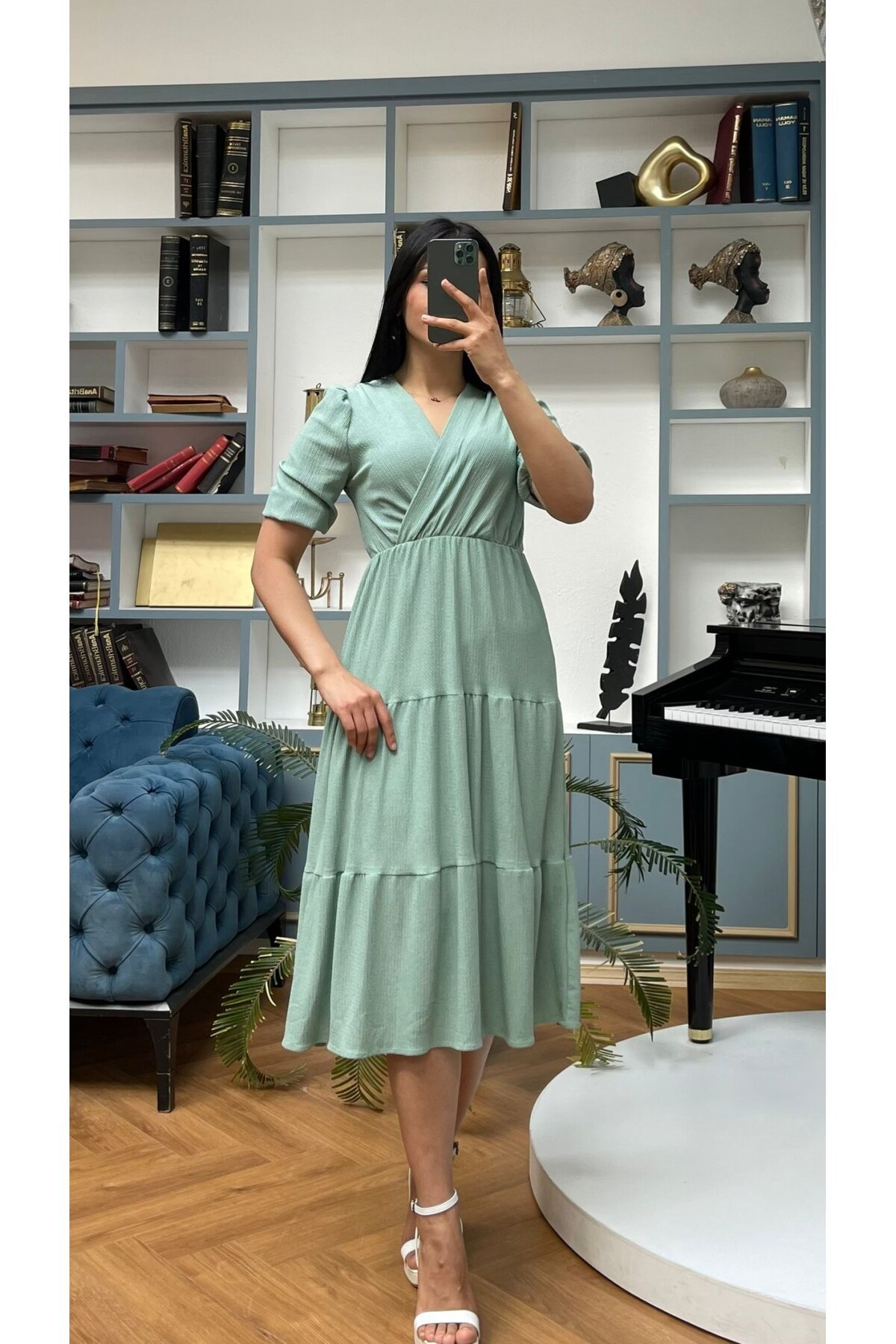 3453-SU YEŞİLİ KURVAZE YAKA ELBİSE