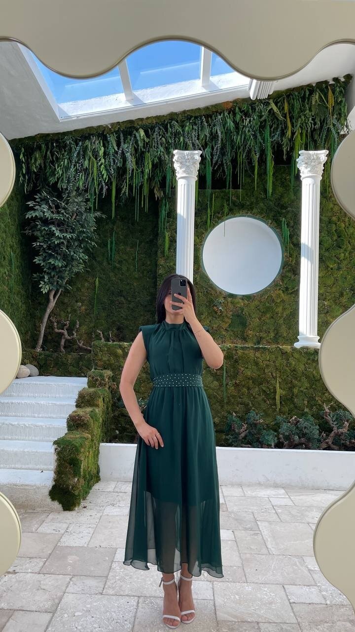 3509-ZÜMRÜT KEMERİ TAŞ DETAYLI ŞİFON ELBİSE