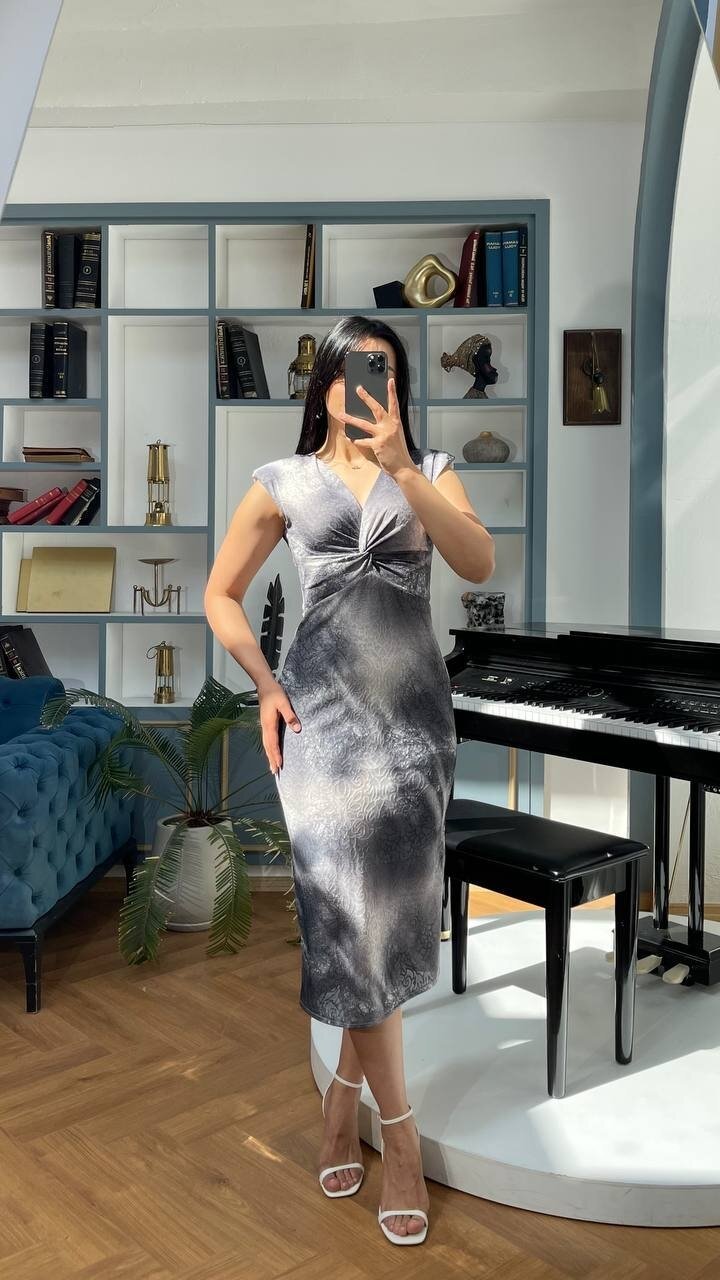 3510-SİYAH KARMAŞIK DESEN ÖNÜ DÜĞÜMLÜ ELBİSE