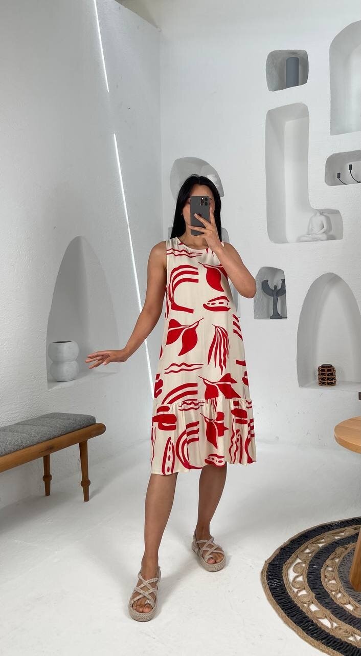 3549-KIRMIZI BÜYÜK YAPRAKLI KISA ELBİSE