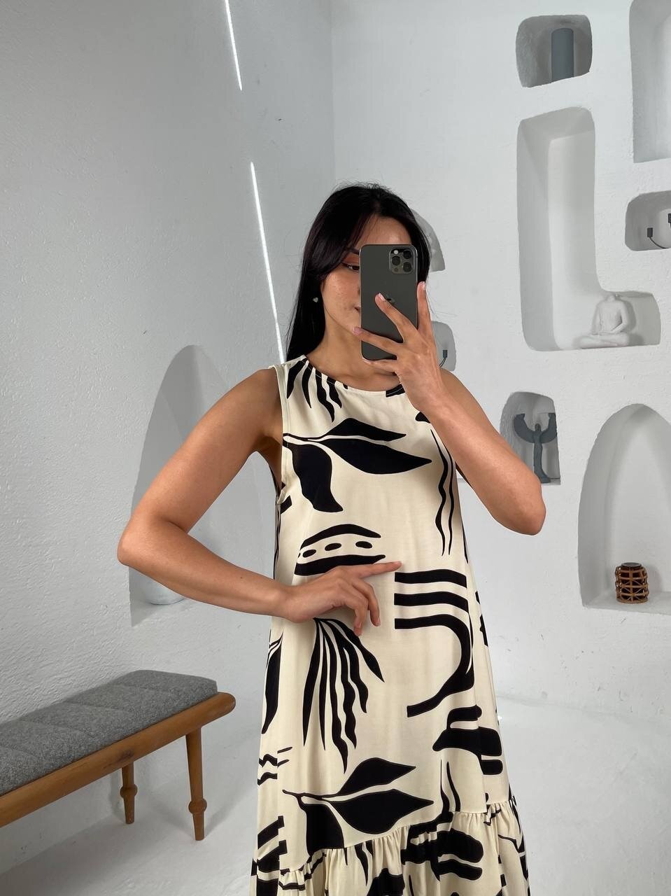 3549-SİYAH BÜYÜK YAPRAKLI KISA ELBİSE