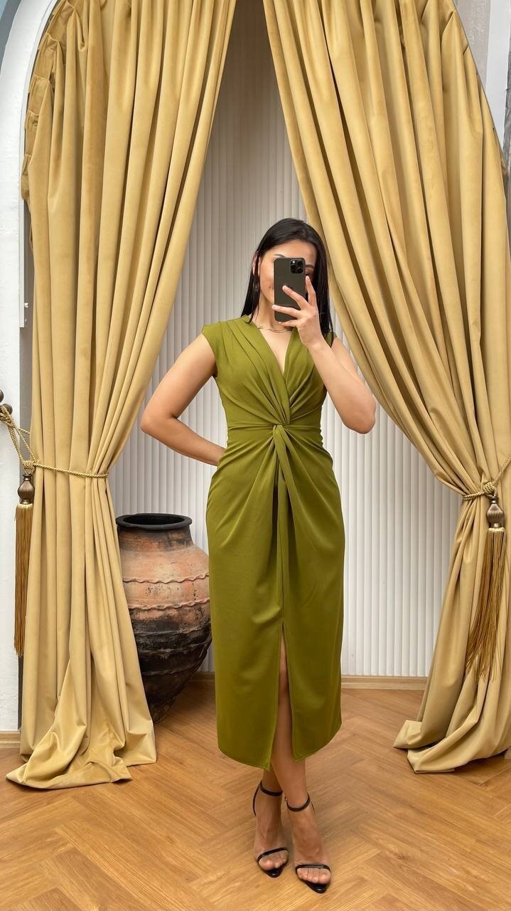 3698-OLİV ÖNÜ BÜZGÜLÜ ELBİSE