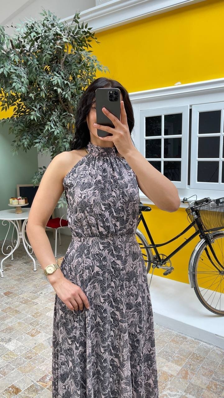 3727-PEMBE ÇİÇEKLİ SIFIR KOL ELBİSE