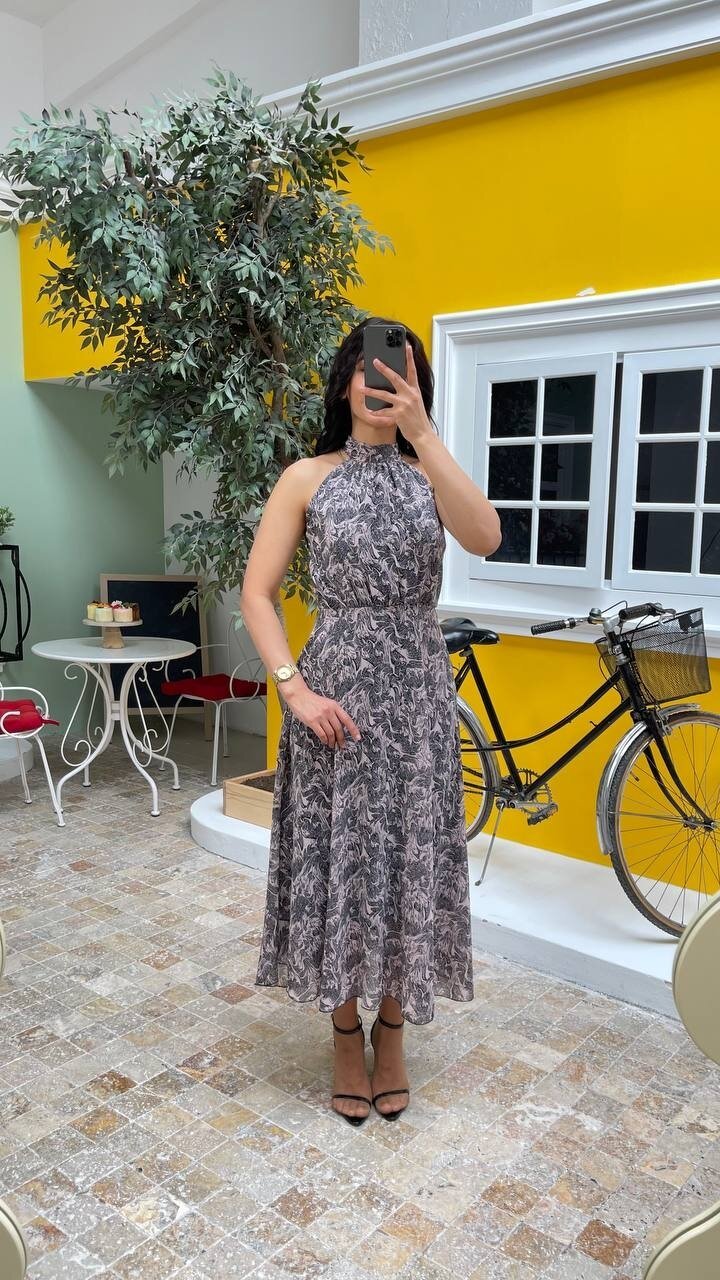 3727-PEMBE ÇİÇEKLİ SIFIR KOL ELBİSE