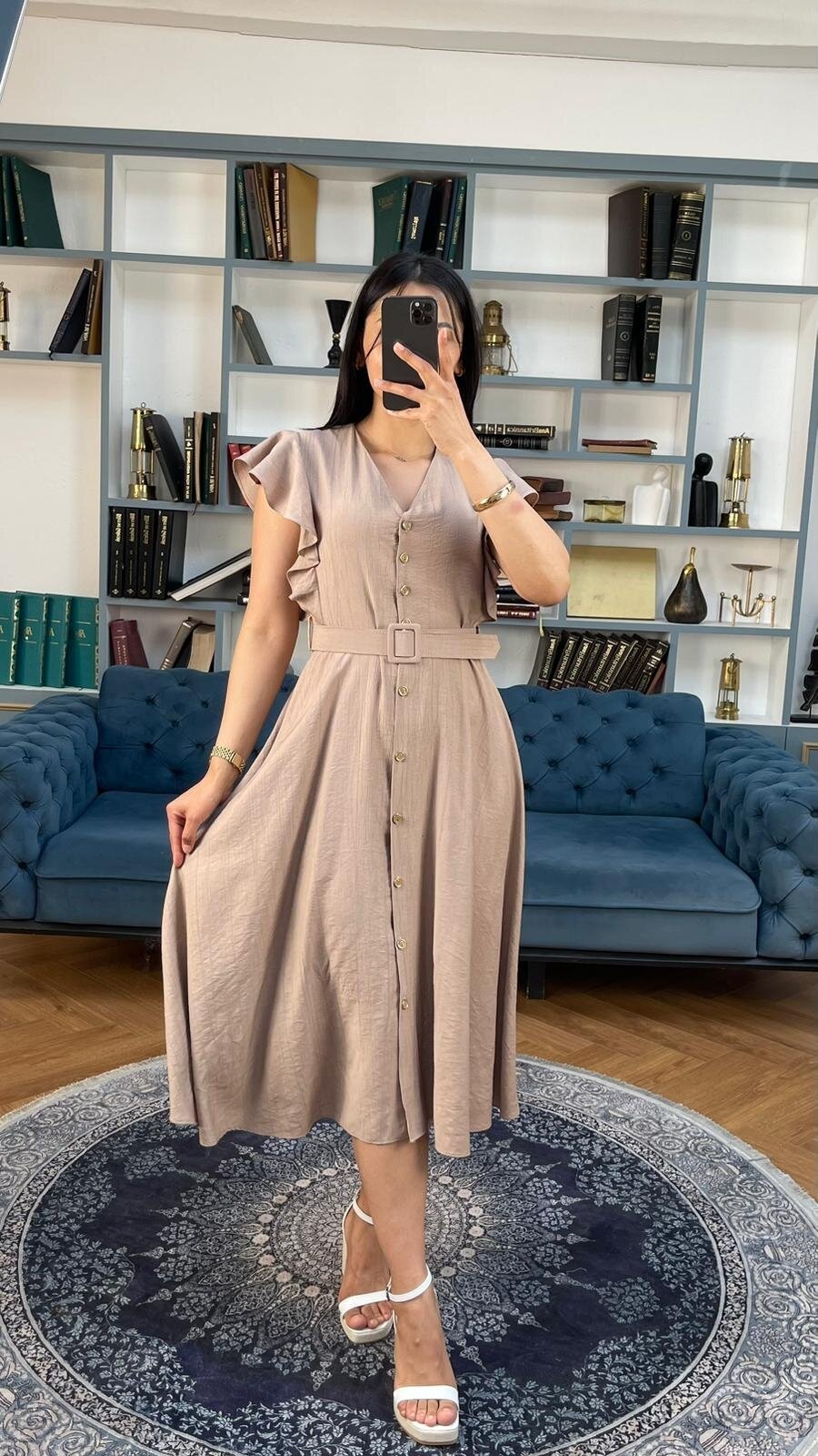 3739-BEJ FIRFIRLI KEMERLİ ELBİSE