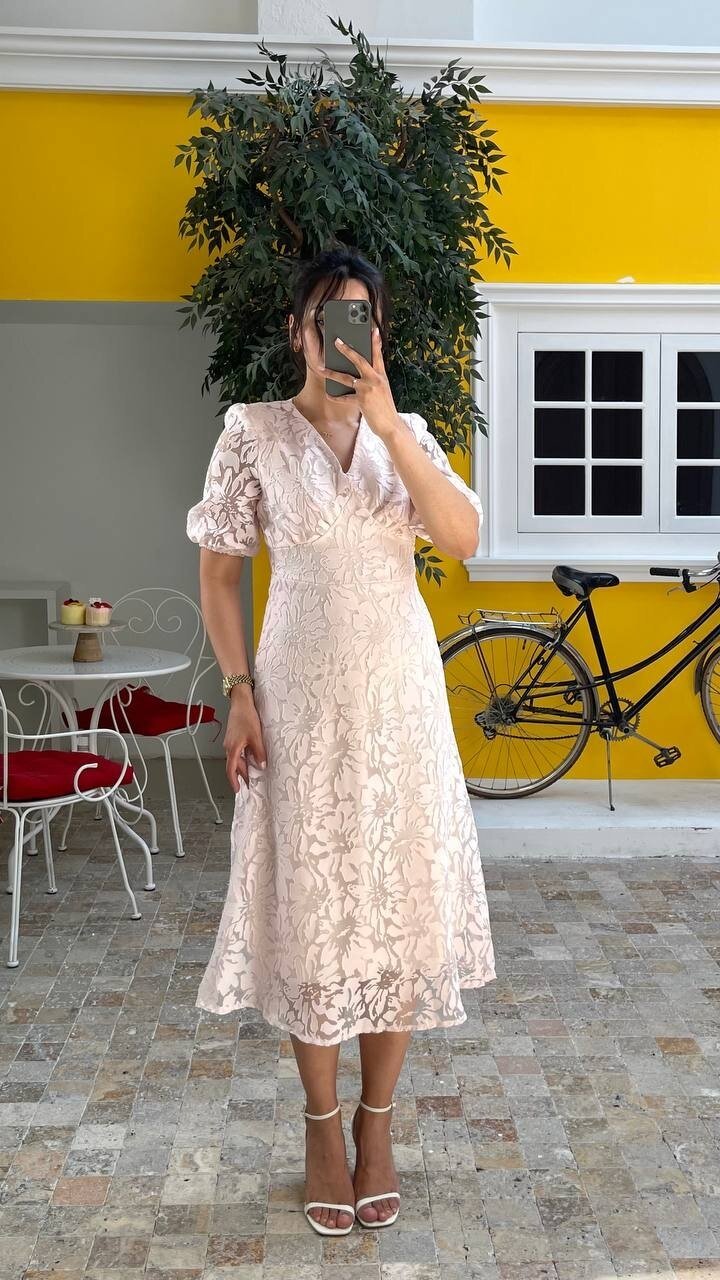 3740-PUDRA FİSTO ÇİÇEK DESEN ELBİSE