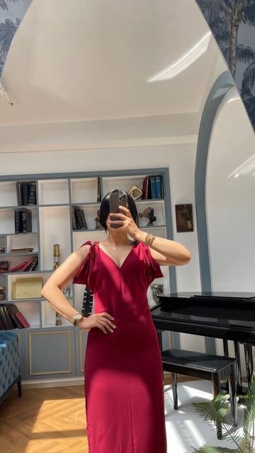 3746-BORDO OMUZLARI TOKA DETAY ELBİSE