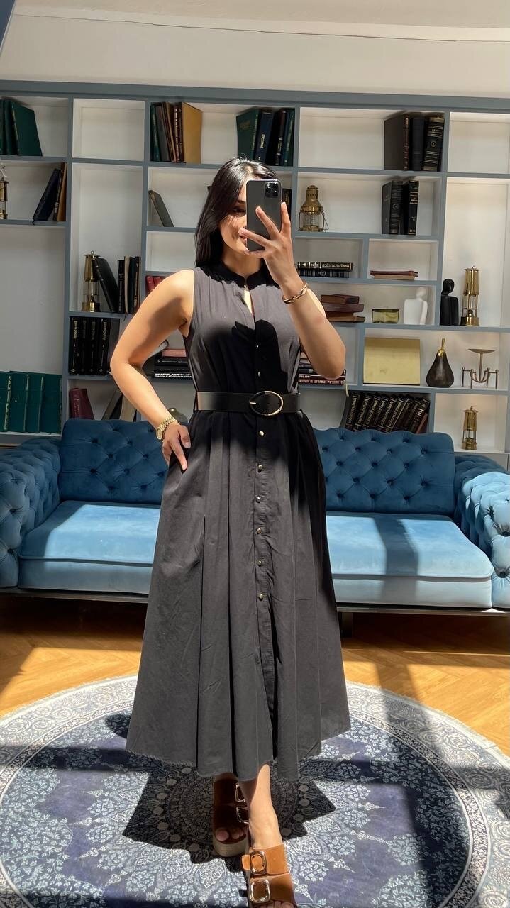 3747-SİYAH KEMERLİ SIFIR KOL ELBİSE