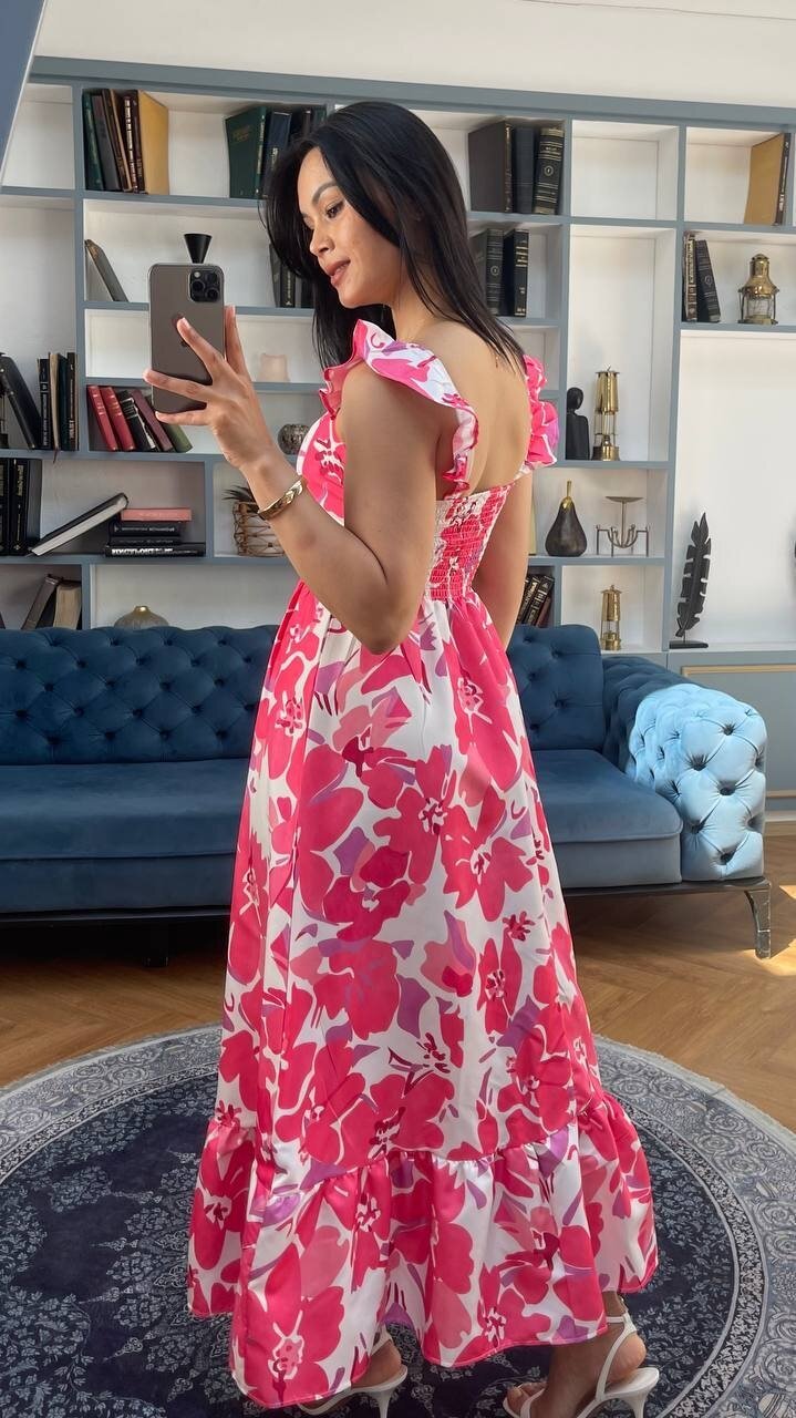 3752-PEMBE ÇİÇEK DESEN KOLLARI FIRFIRLI ELBİSE