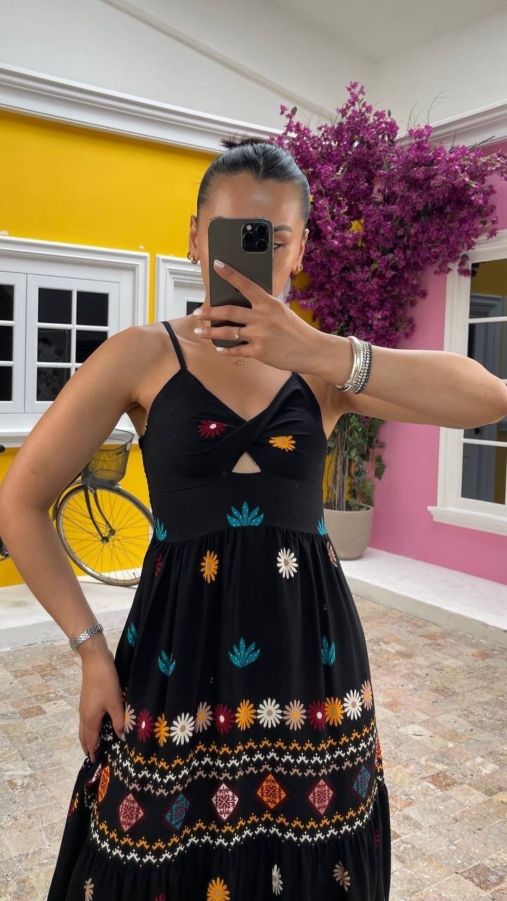 3761-GÖĞÜS PENCERE DETAY ALTI SULU ELBİSE