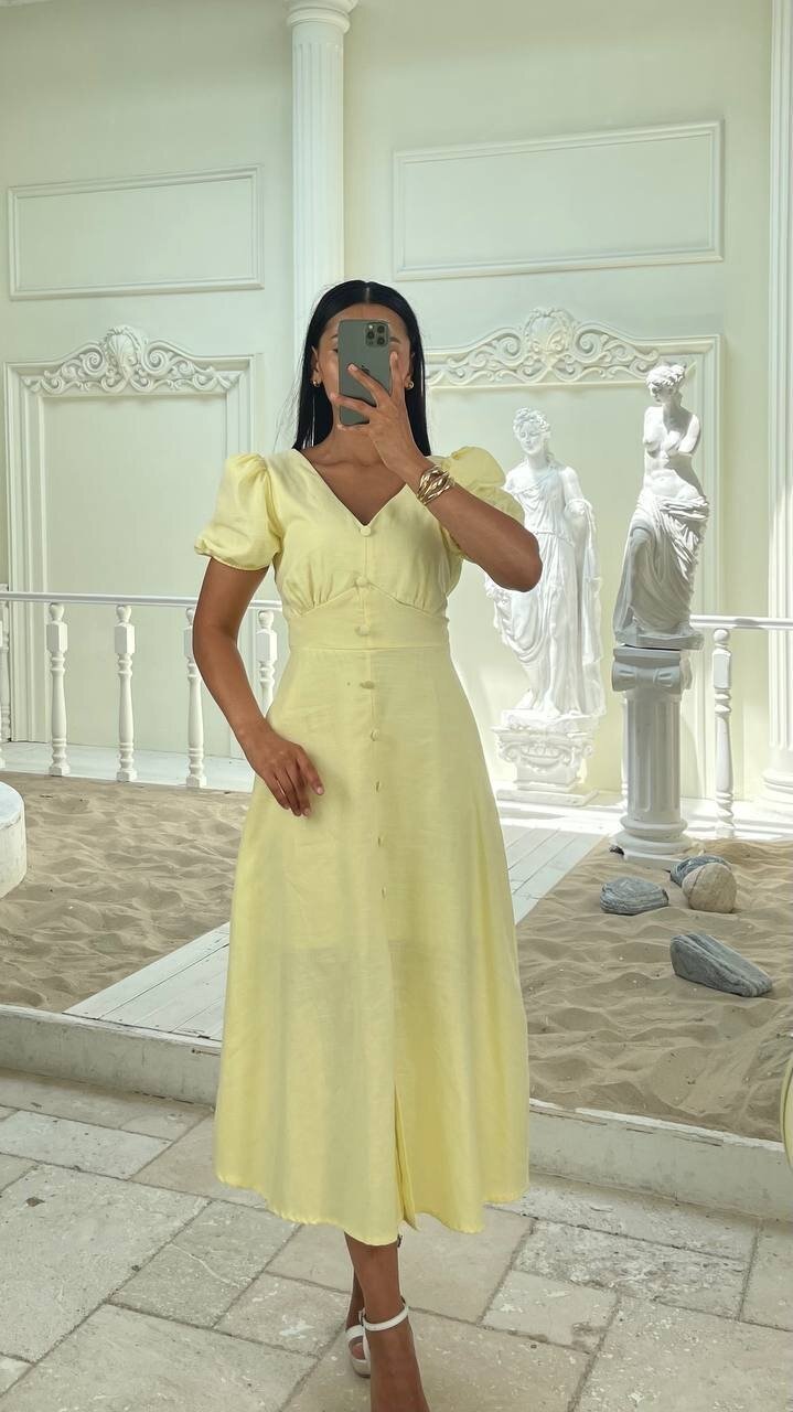 3773-SARI KAYIK YAKA DÜĞMELİ KETEN ELBİSE