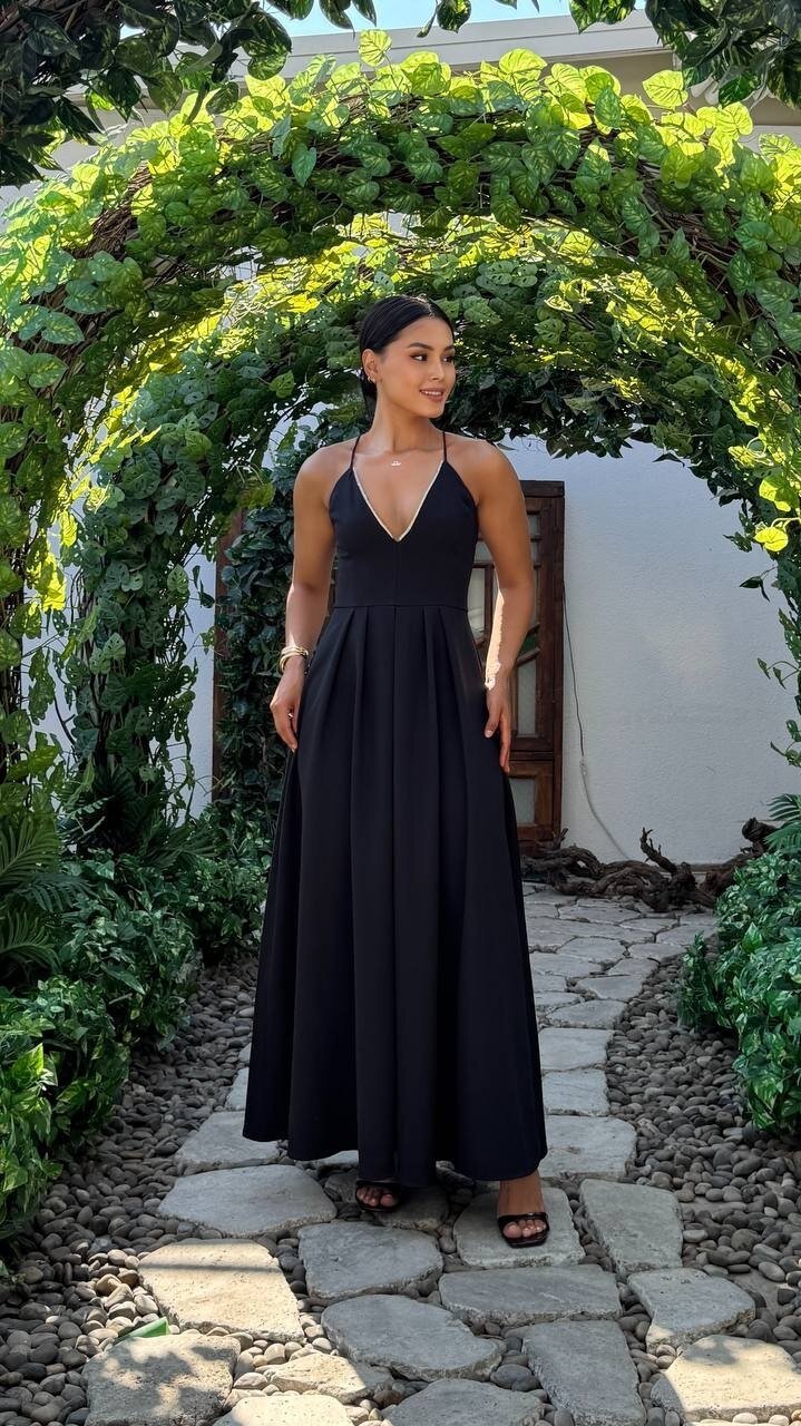 3795-SİYAH V YAKA TAŞ DETAY KİLOŞ ELBİSE