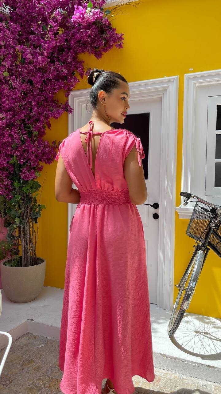 3798-PEMBE GÜL BROŞ DETAY ELBİSE