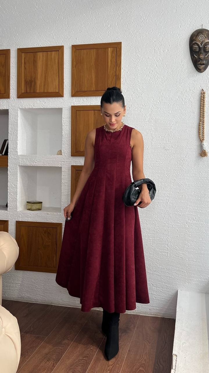 3825-BORDO SÜET KUMAŞ SIFIR KOL KİLOŞ ELBİSE