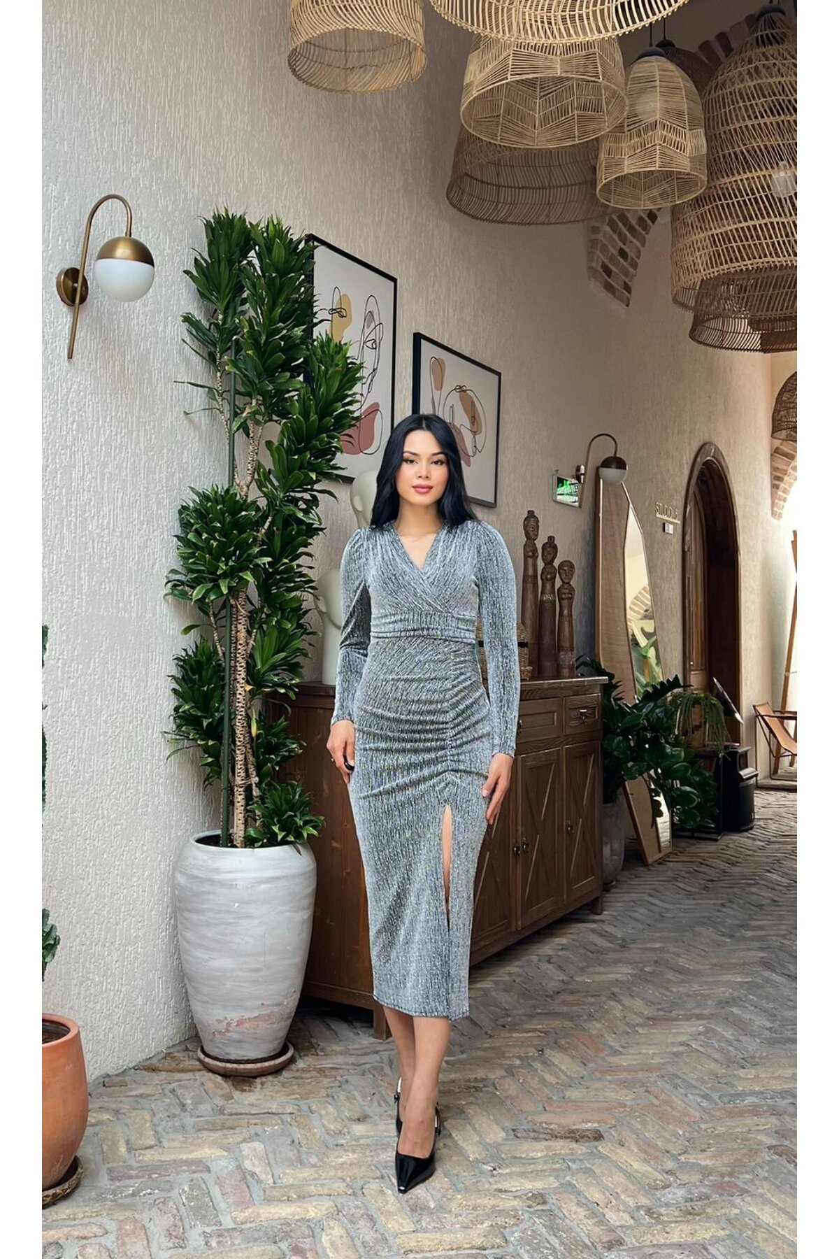 3837-GRİ TAŞLI BUZY YANDAN DRAPELİ ELBİSE