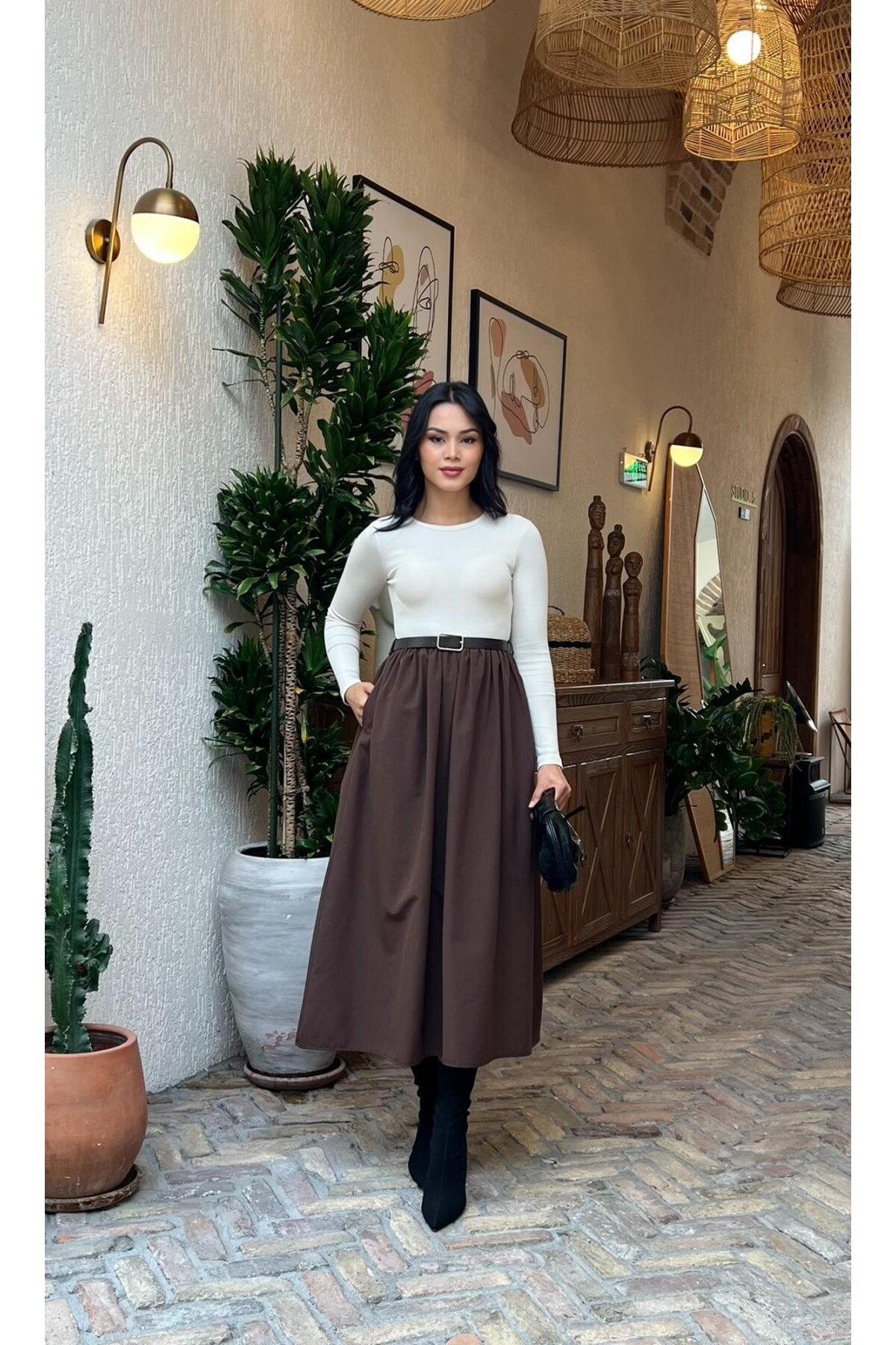 3857-BEJE KAHVE   ÜST KAŞKORSE ALT POPLİN KEMERLİ ELBİSE
