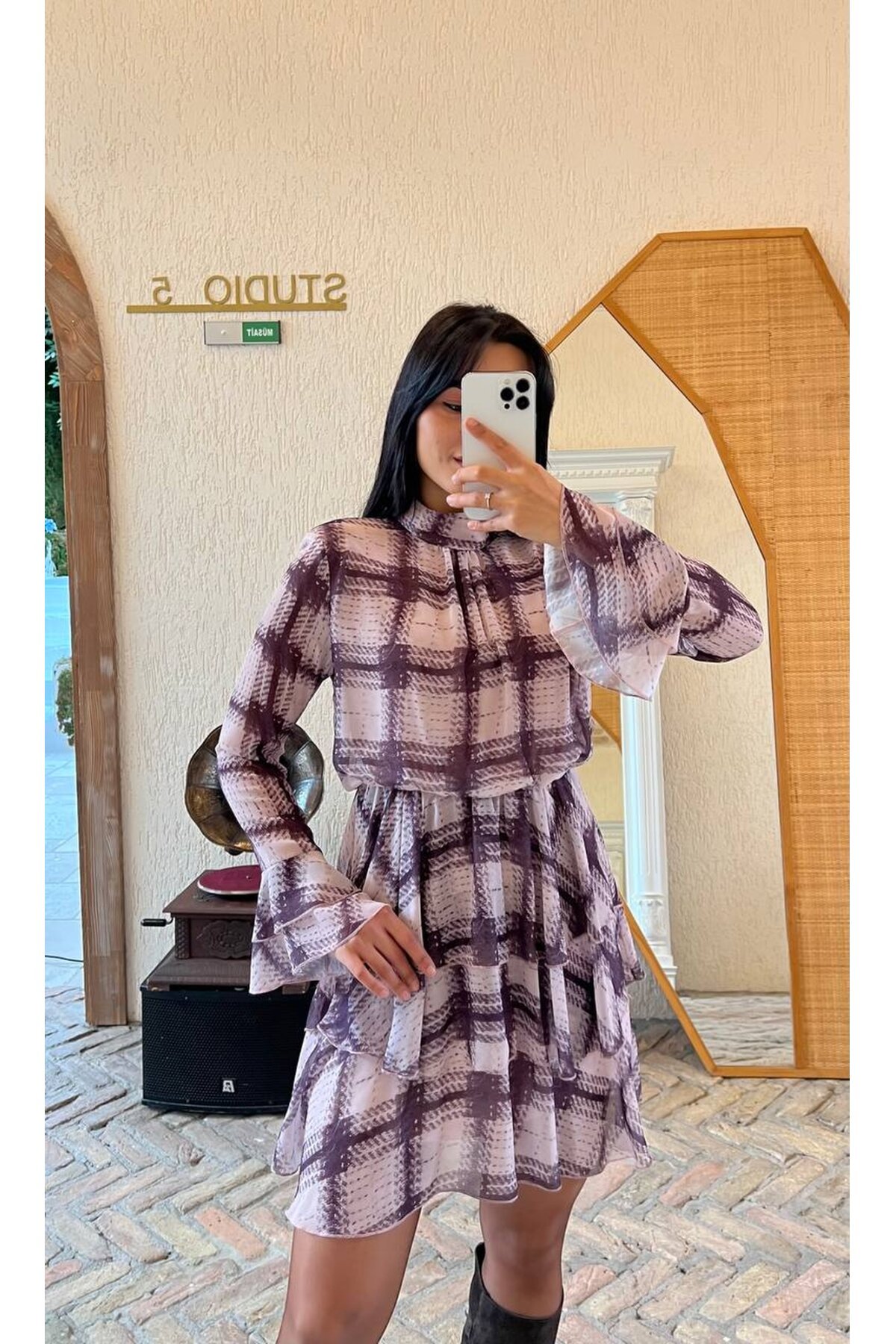 3861-MOR  EKOSE DESEN KAT KAT ŞİFON ELBİSE