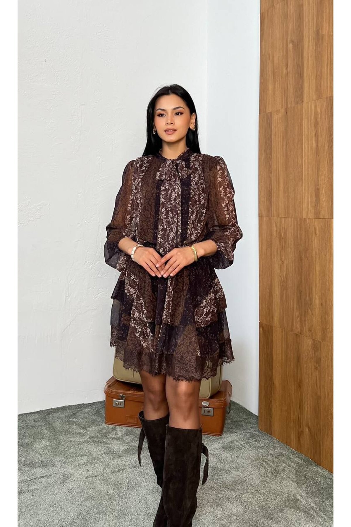 3872-PEÇWÖRK DESEN DANTELLİ KAT KAT ELBİSE