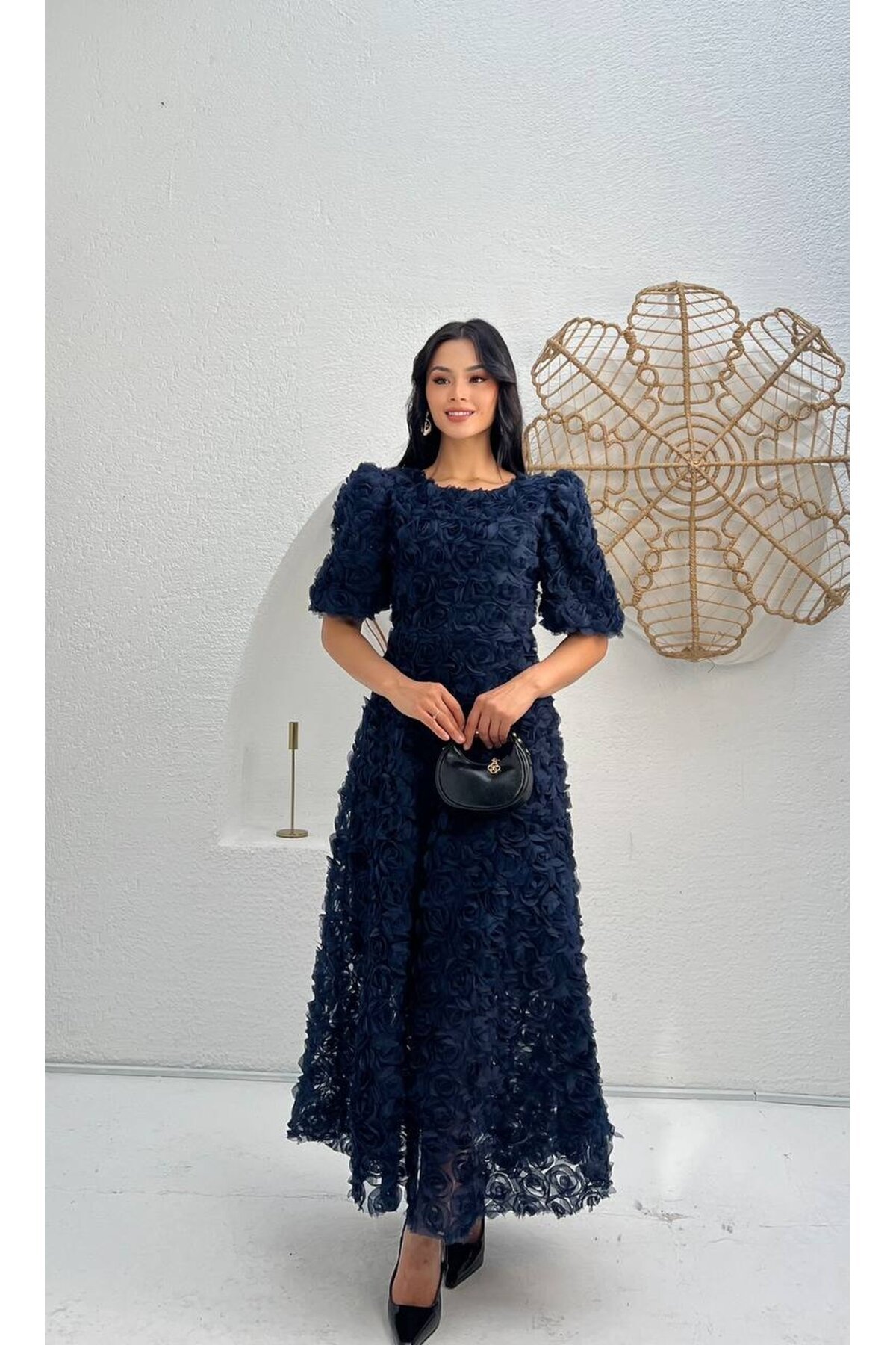 3876-LACİVERT PRENSES OMUZ GÜL KUMAŞ ELBİSE