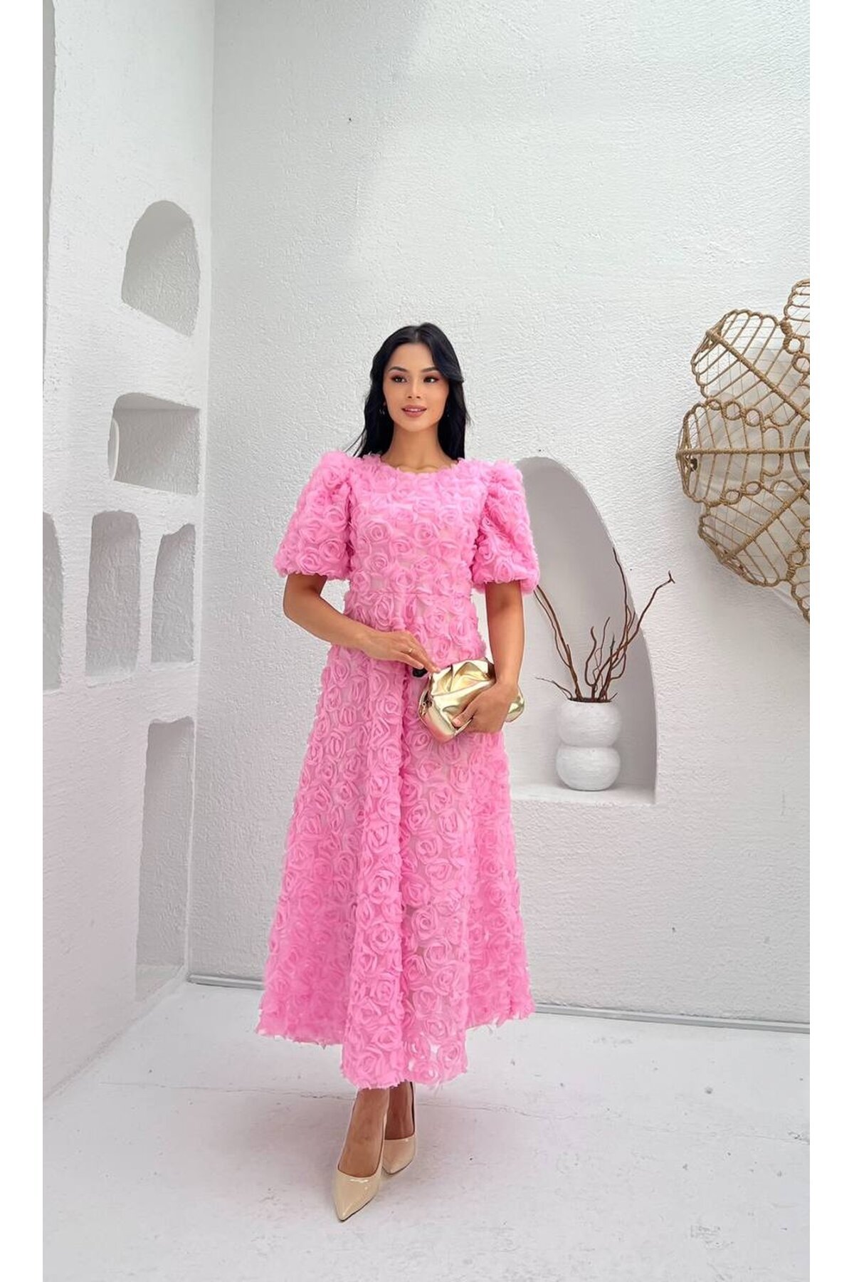 3876-PEMBE PRENSES OMUZ GÜL KUMAŞ ELBİSE