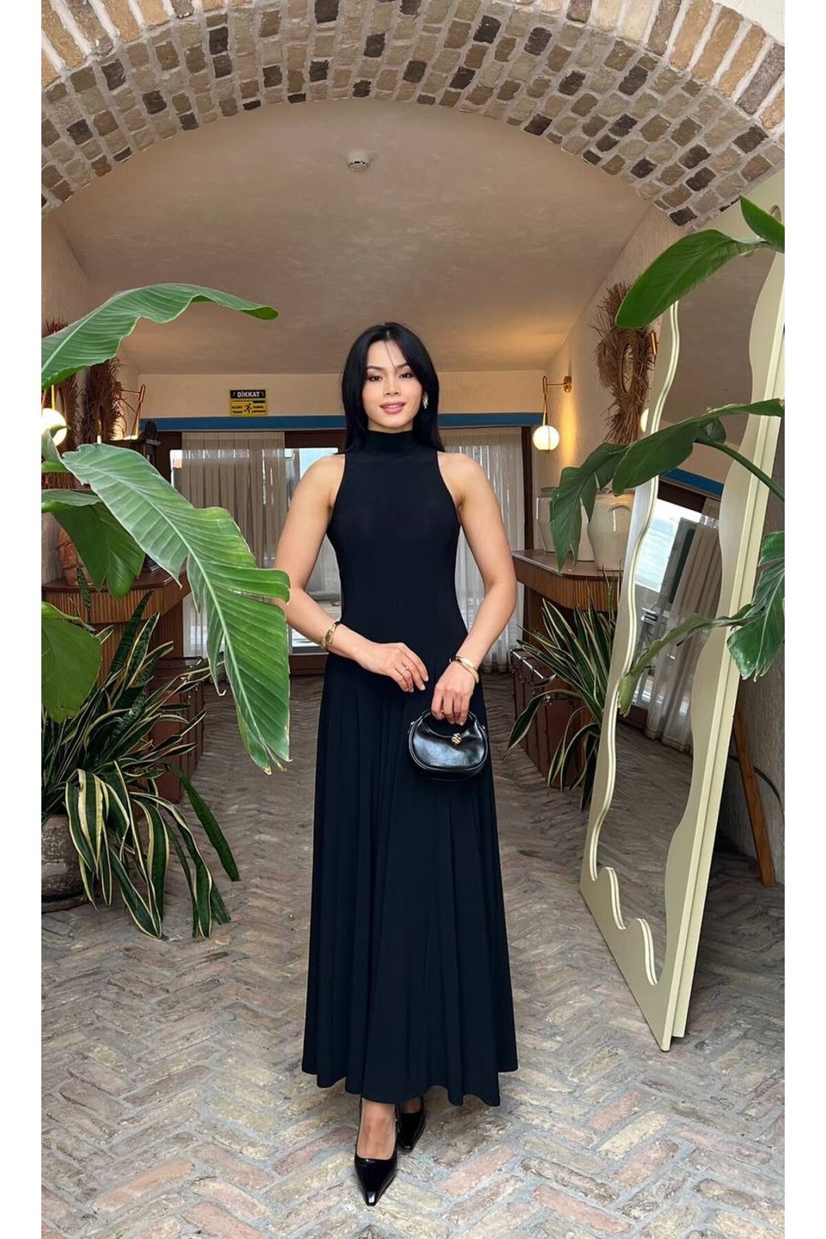 3888-SİYAH SIFIR KOL UZUN BEZİK ELBİSE