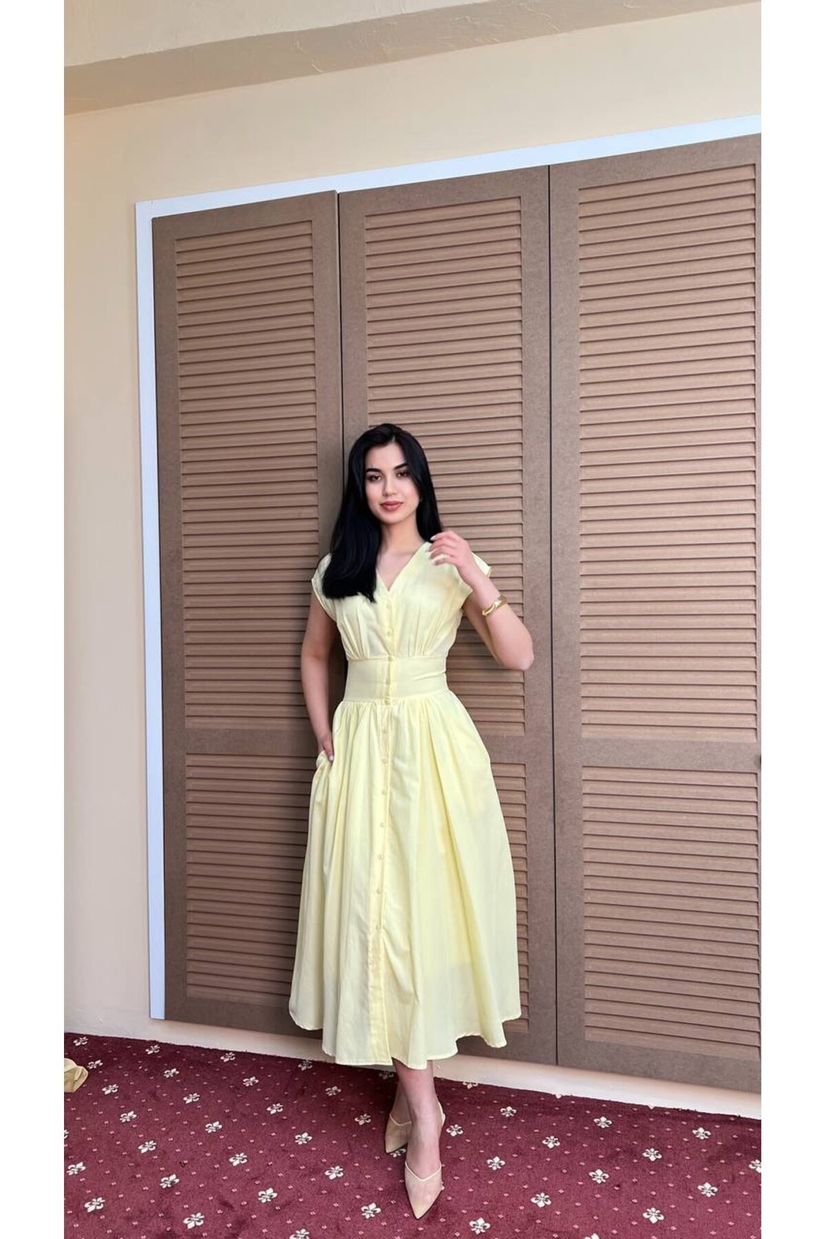 3924-SARI POPLİN KUMAŞ KOMPLE DÜĞMELİ ELBİSE