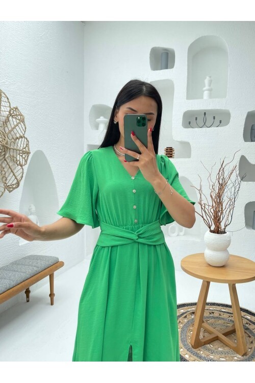 3484-YEŞİL V YAKA DÜĞME DETAYLI ELBİSE