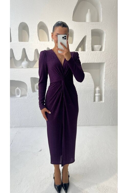 3633-MÜRDÜM SİMLİ BÜZGÜ DETAYLI ELBİSE