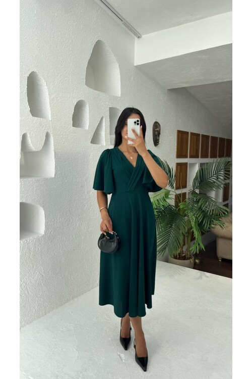 3707-ZÜMRÜT KRUVAZE YAKA KİLOŞ ELBİSE