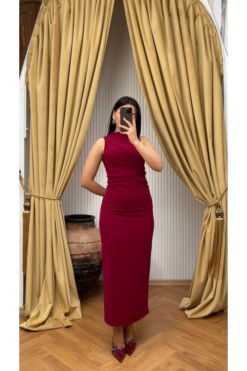 3714-BORDO YANLARI DRAPELİ ELBİSE