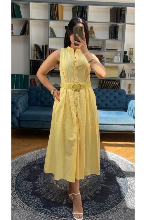 3747-SARI KEMERLİ SIFIR KOL ELBİSE