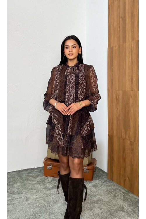 3872-PEÇWÖRK DESEN DANTELLİ KAT KAT ELBİSE