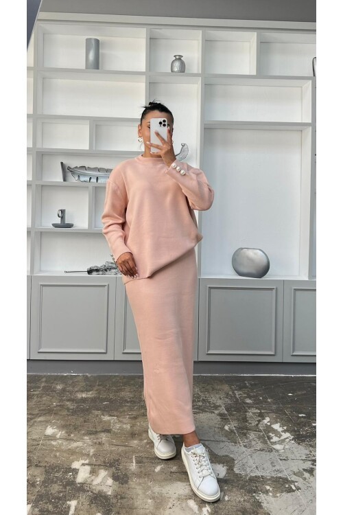 PUDRA KOLLARI İNCİ DETAY ETEKLİ TAKIM