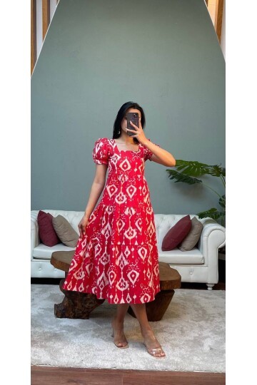 3018-KIRMIZI KOLLARI BÜZGÜLÜ POPLİN ELBİSE
