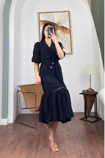 3079-SİYAH DÜZ KETEN ALT DANTEL DETAYLI ELBİSE