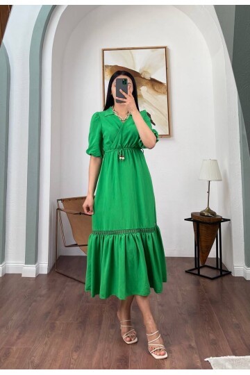 3079-YEŞİL DÜZ KETEN ALT DANTEL DETAYLI ELBİSE