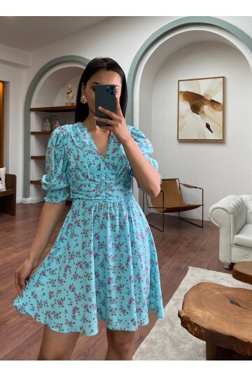 3093-MAVİ ÇİÇEKLİ DRAPELİ VİSKON ELBİSE