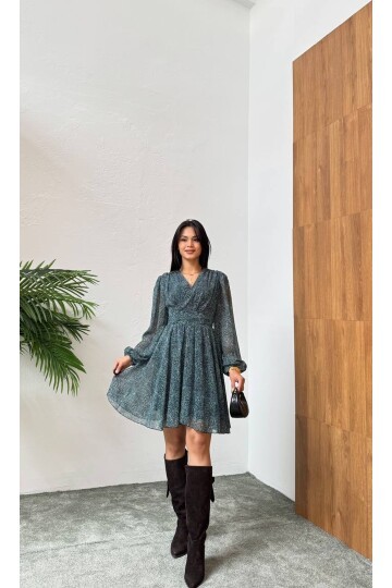 3391-HAKİ ÇITIR DESEN KISA ŞİFON ELBİSE