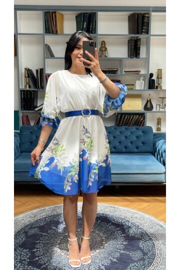 3485-BEYAZ YUVARLAK KEMER DETAY ALTI SULU ELBİSE