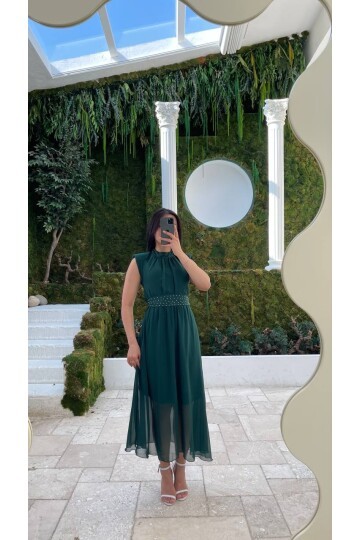 3509-ZÜMRÜT KEMERİ TAŞ DETAYLI ŞİFON ELBİSE