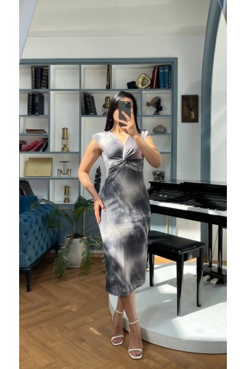 3510-SİYAH KARMAŞIK DESEN ÖNÜ DÜĞÜMLÜ ELBİSE