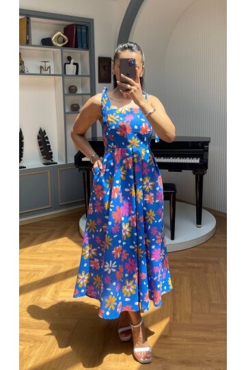 3557-SAKS ÇİÇEKLİ KARE YAKA ELBİSE