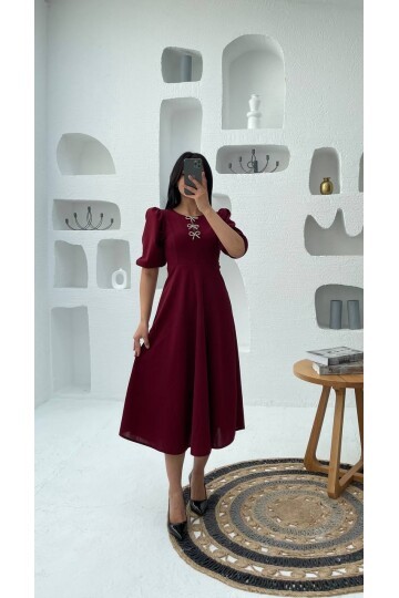 3578-BORDO TAŞ FİYONKLU ELBİSE